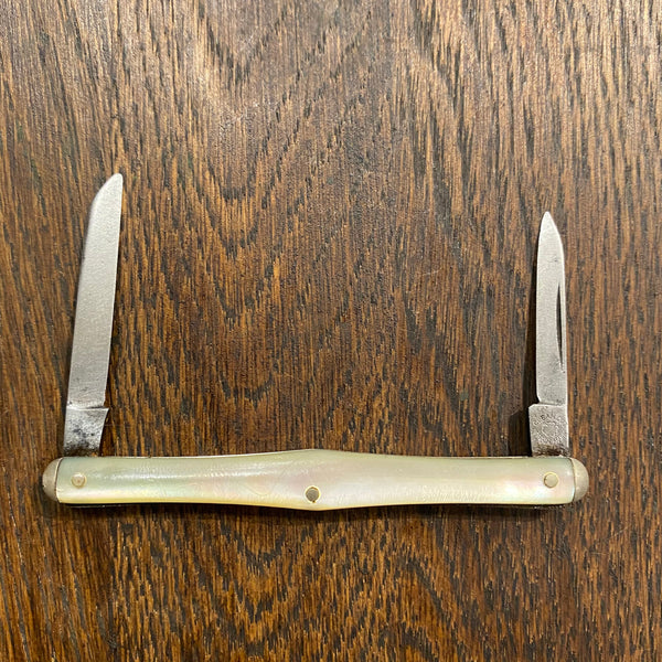 Clean Cut 3” Swell Center Pen Carbon Blade MOP Scales 1884-1912