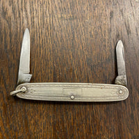 Landers Frary & Clark 3” Pen Carbon Blade Silverplate Scales 1912-1950