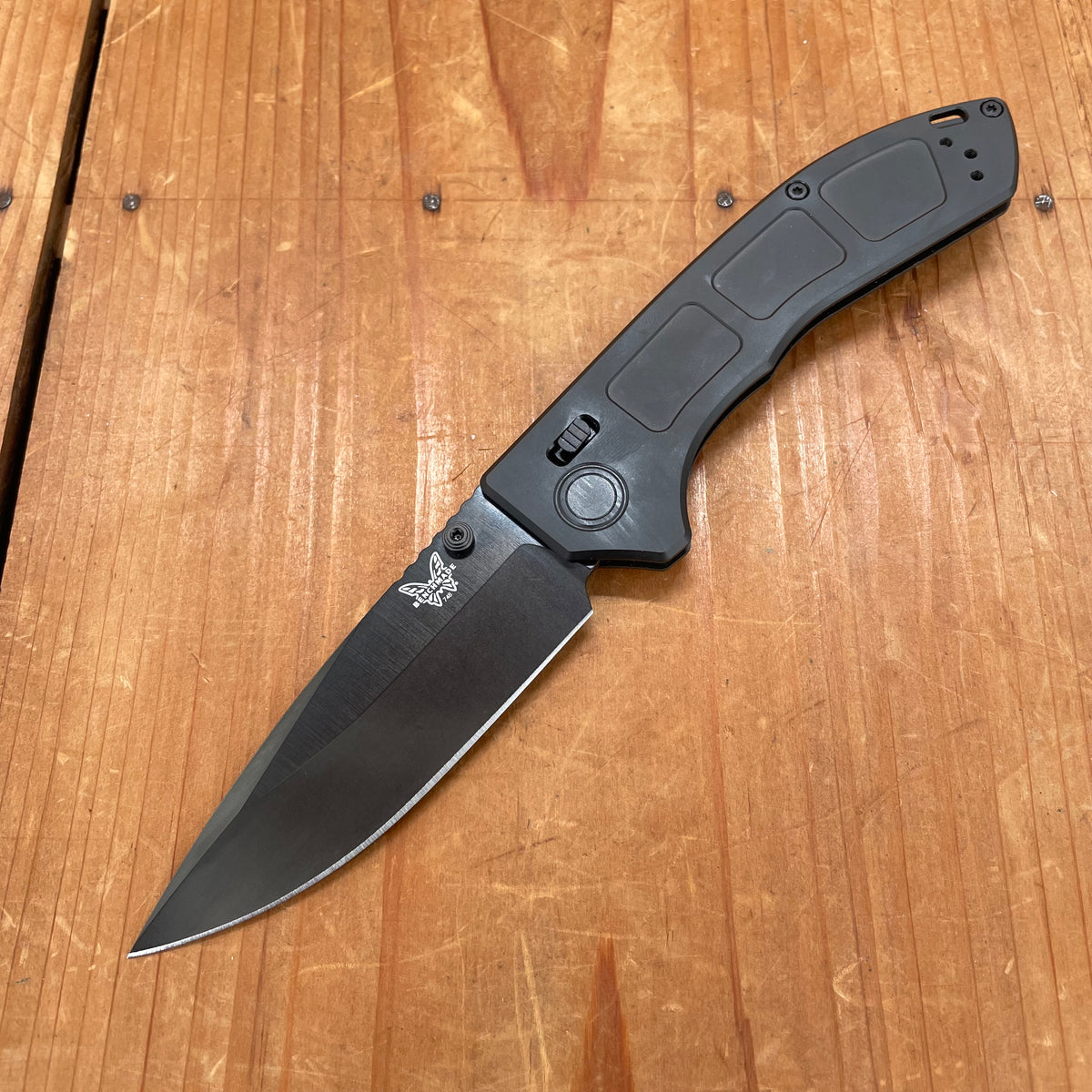 Benchmade 748BK-01 Narrows Drop Point Black Titanium – Bernal Cutlery