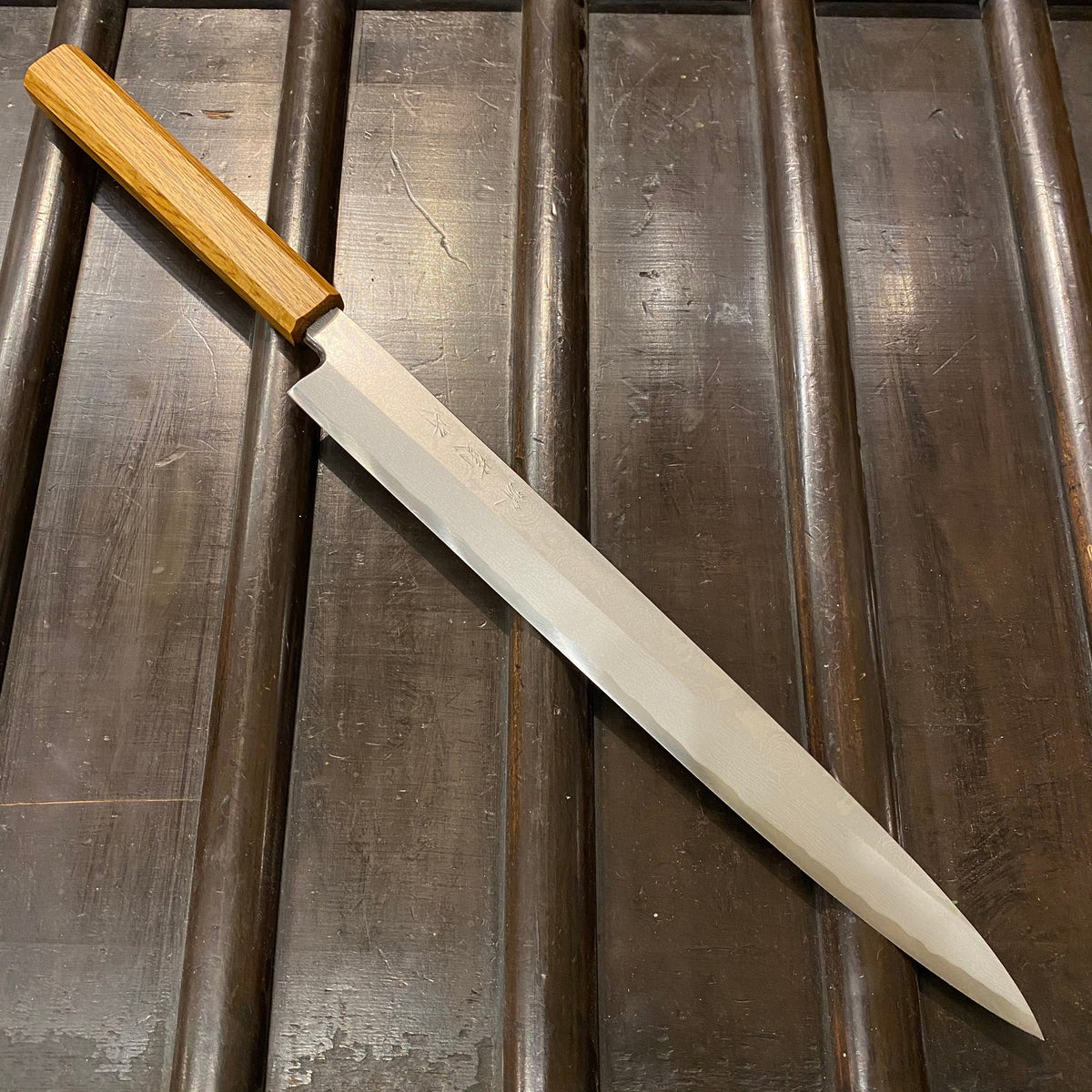 Kikumori 300mm Yanagi Rain Drop Suminagashi Octagonal Oak