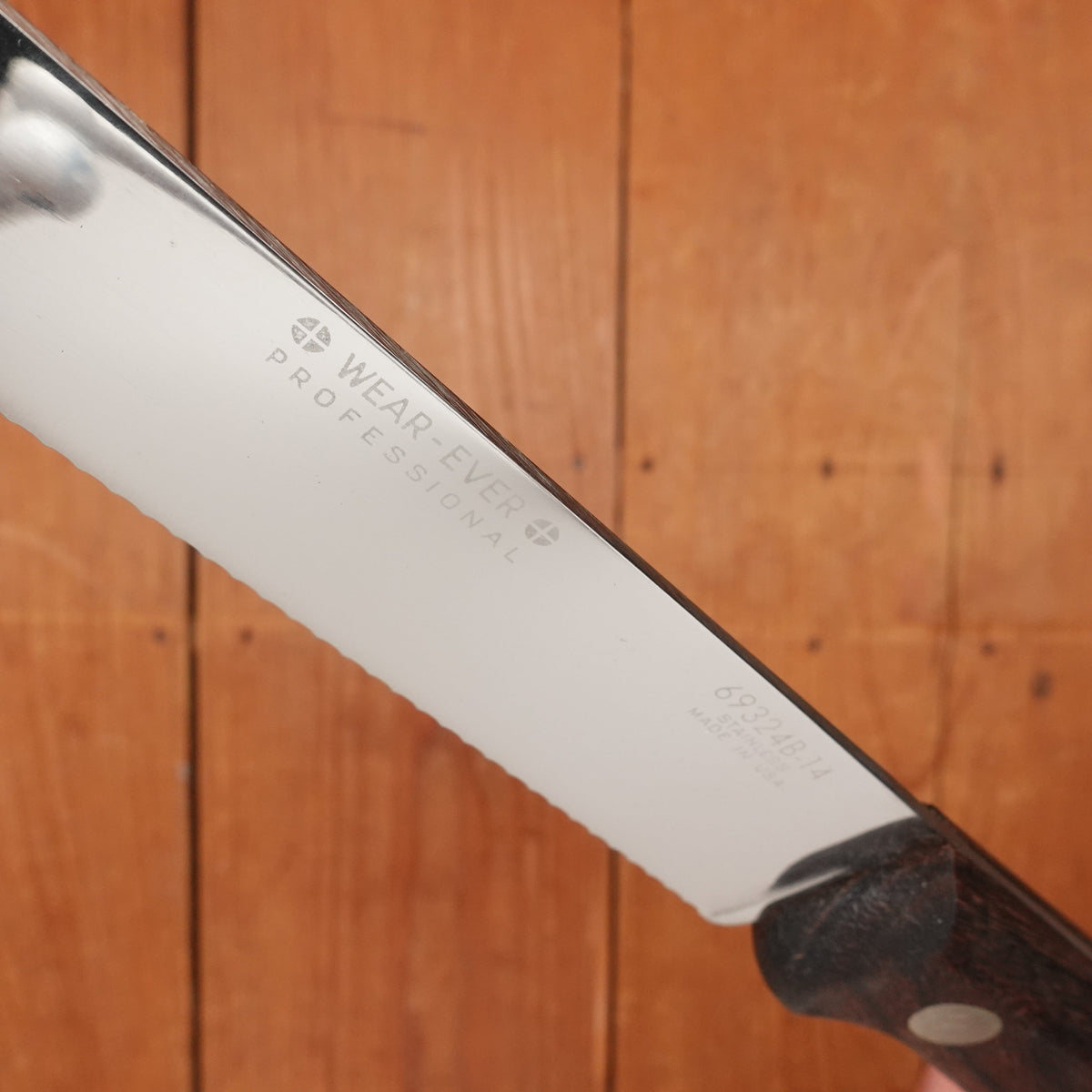Wear-Ever Professional 13.5" Serrated Stainless Cake Knife 1960s - 80s