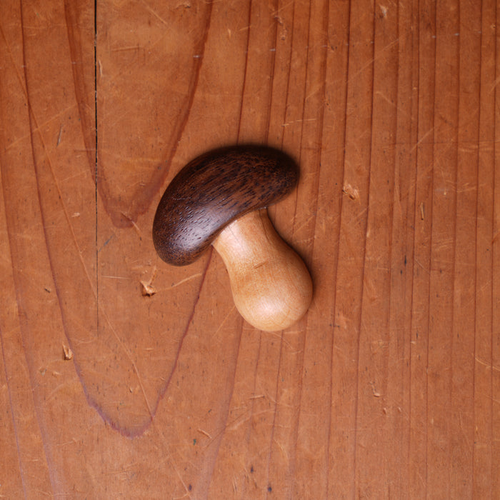 Wooden Chopstick Rest - Mushroom