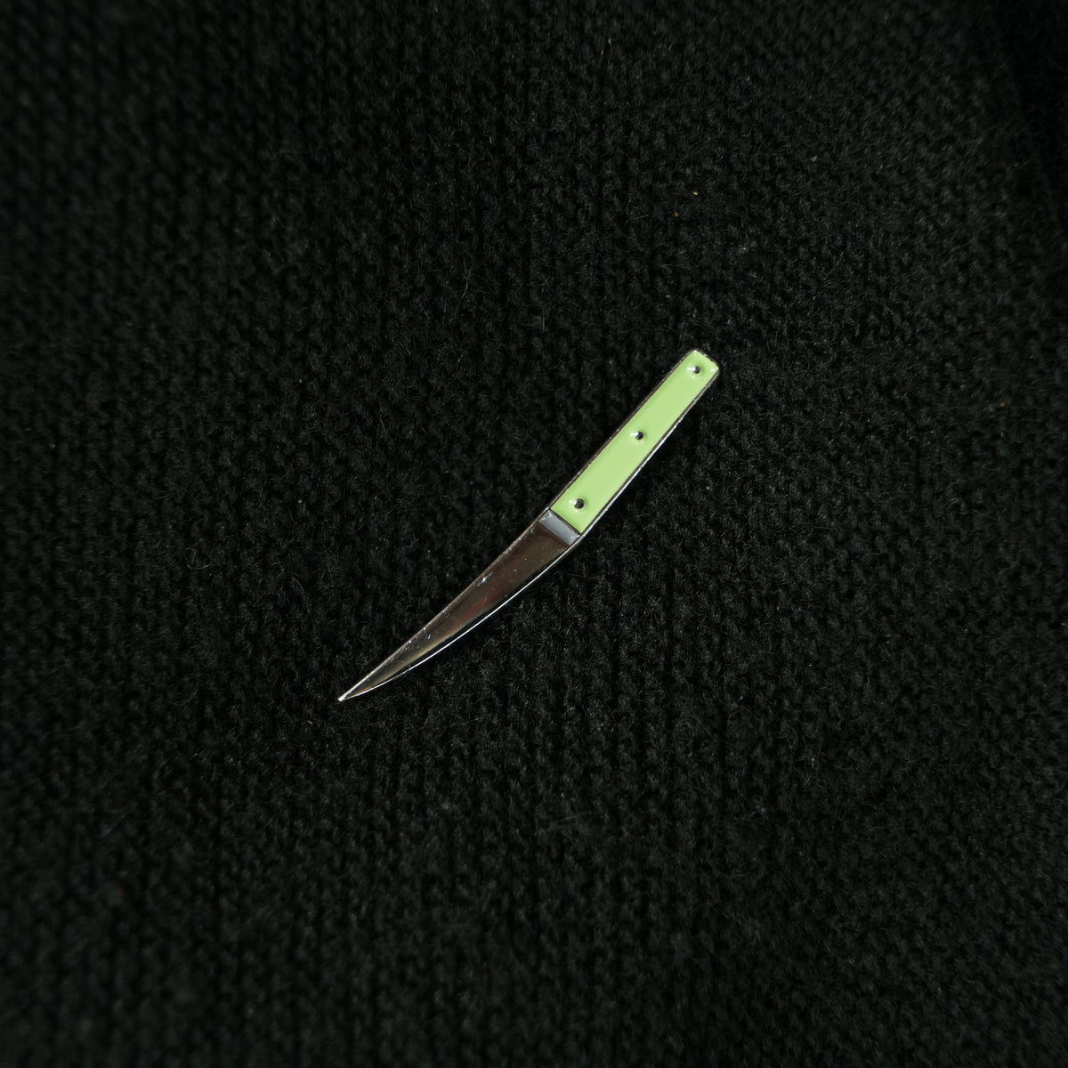 Silverthorn Boning Knife - Enamel Pin