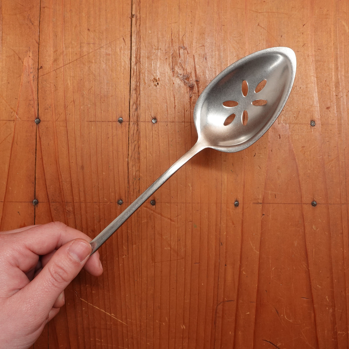 Gestura 9” 00 Stainless Steel Slotted Spoon