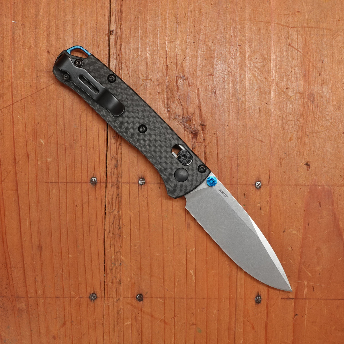 Benchmade 533-3 Mini Bugout Drop Point CPM-S90V AXIS Lock Carbon Fiber Handle