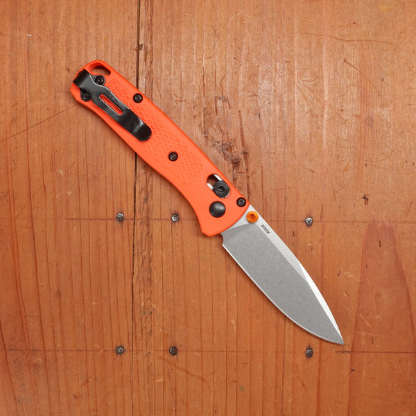 Benchmade 533 Mini Bugout Drop Point CPM-S30V AXIS Lock Orange Grivory Handle