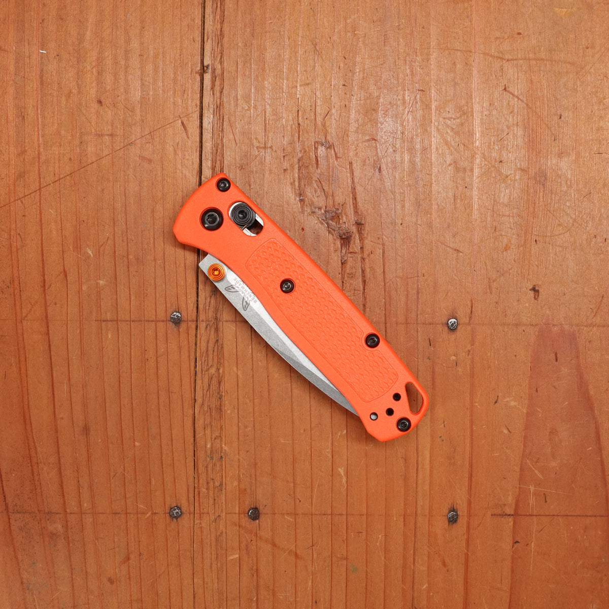 Benchmade 533 Mini Bugout Drop Point CPM-S30V AXIS Lock Orange Grivory Handle