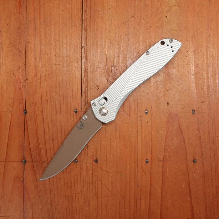 Benchmade 710FE-24 Seven | Ten Recurve Drop Point CPM-S90V AXIS Lock Gray Aluminium Handle