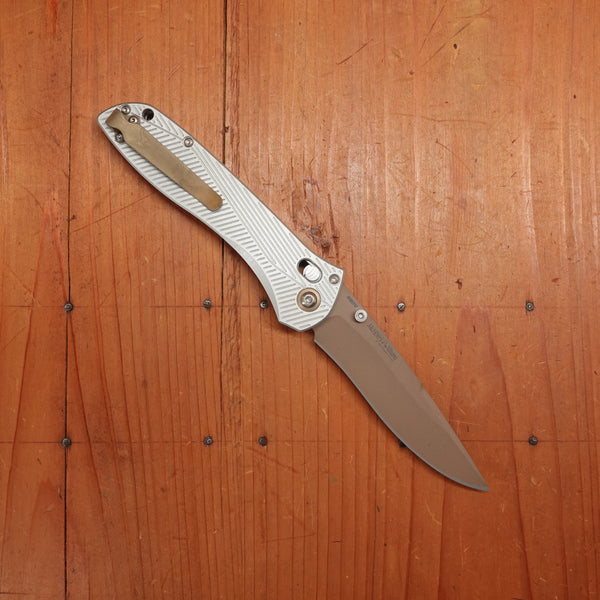 Benchmade 710FE-24 Seven | Ten Recurve Drop Point CPM-S90V AXIS Lock Gray Aluminium Handle