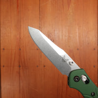 Benchmade 945 Mini Osborne Reverse Tanto CPM-S30V AXIS Lock Green Aluminum Handle