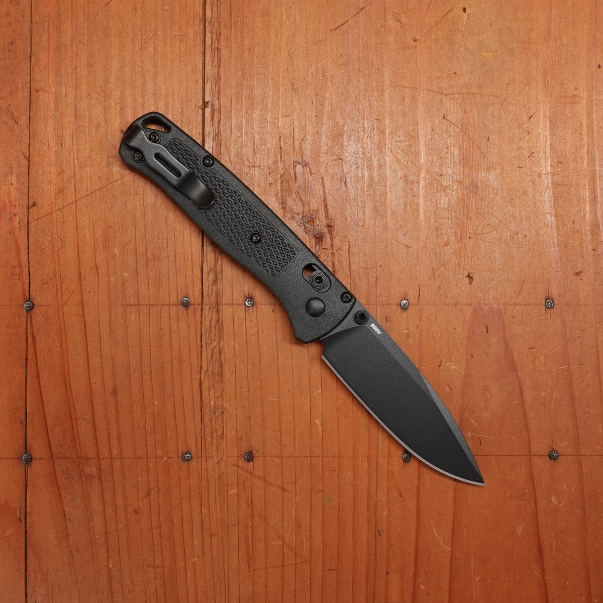 Benchmade 535BK-2 Bugout Drop Point CPM-S30V AXIS Lock Graphite Black Cf-Elite Handle