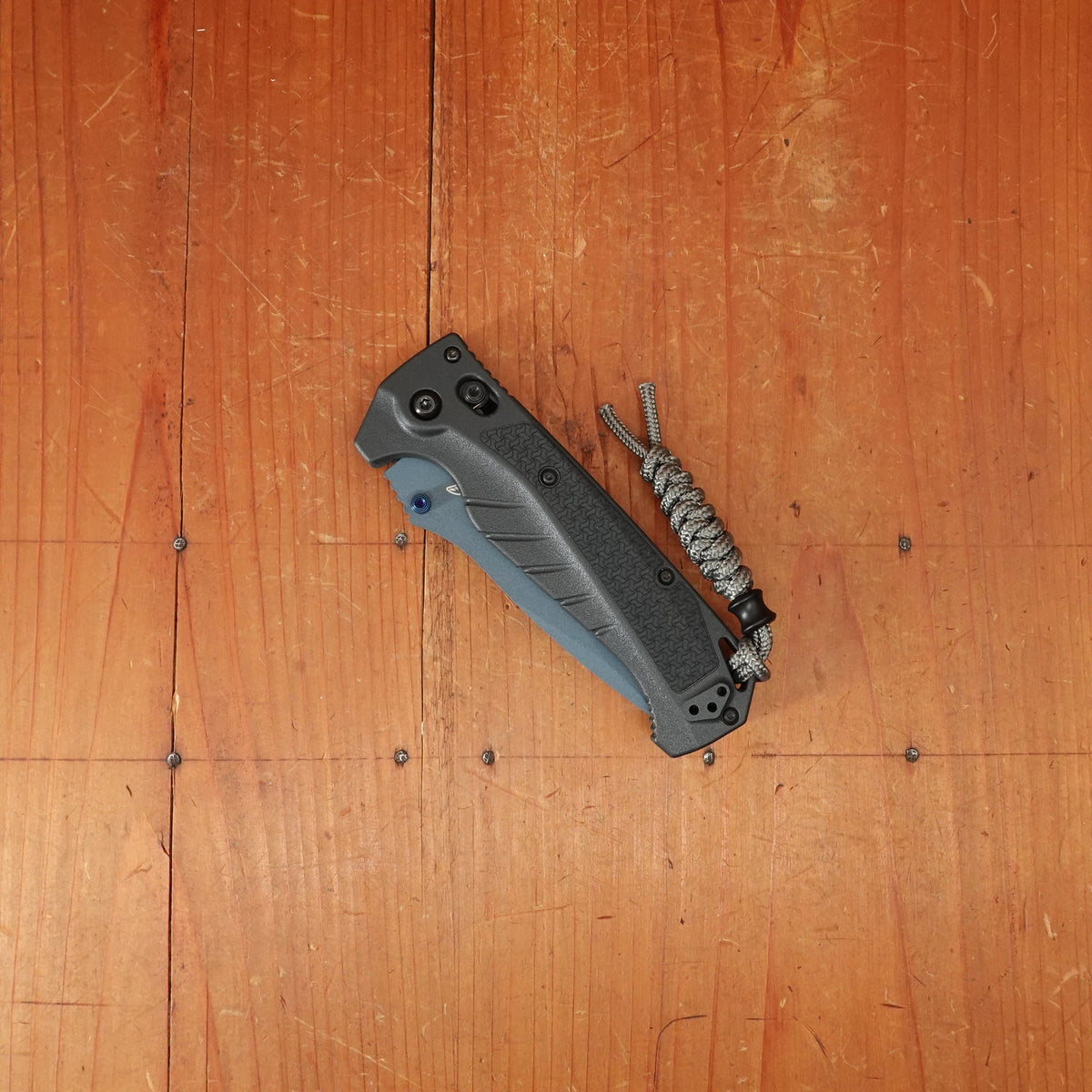 Benchmade 18060BT-01 Adira Drop Point Magnacut Tempest Gray Grivory Handle
