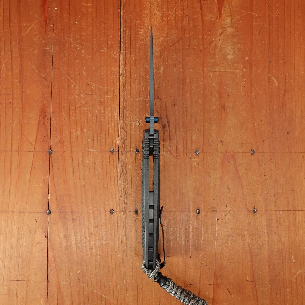 Benchmade 18060BT-01 Adira Drop Point Magnacut Tempest Gray Grivory Handle