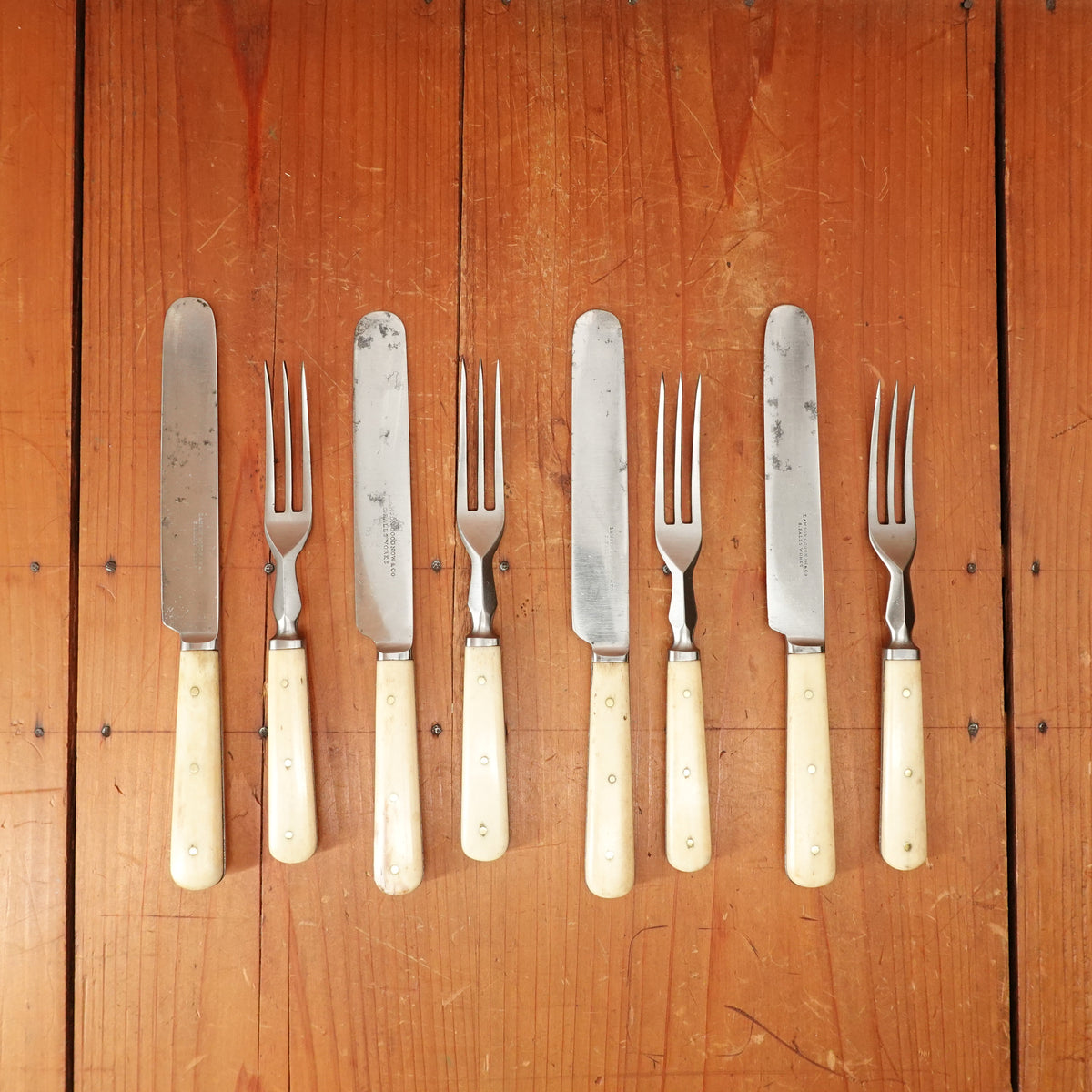 Lamson & Goodnow Set of 4 Luncheon Knives & Forks Carbon & Bone Shellburne Falls Mass 1840s-1853