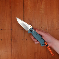 Benchmade 18065 Mini Adira Drop Point CPM-Magnacut Depth Blue Grivory Handle