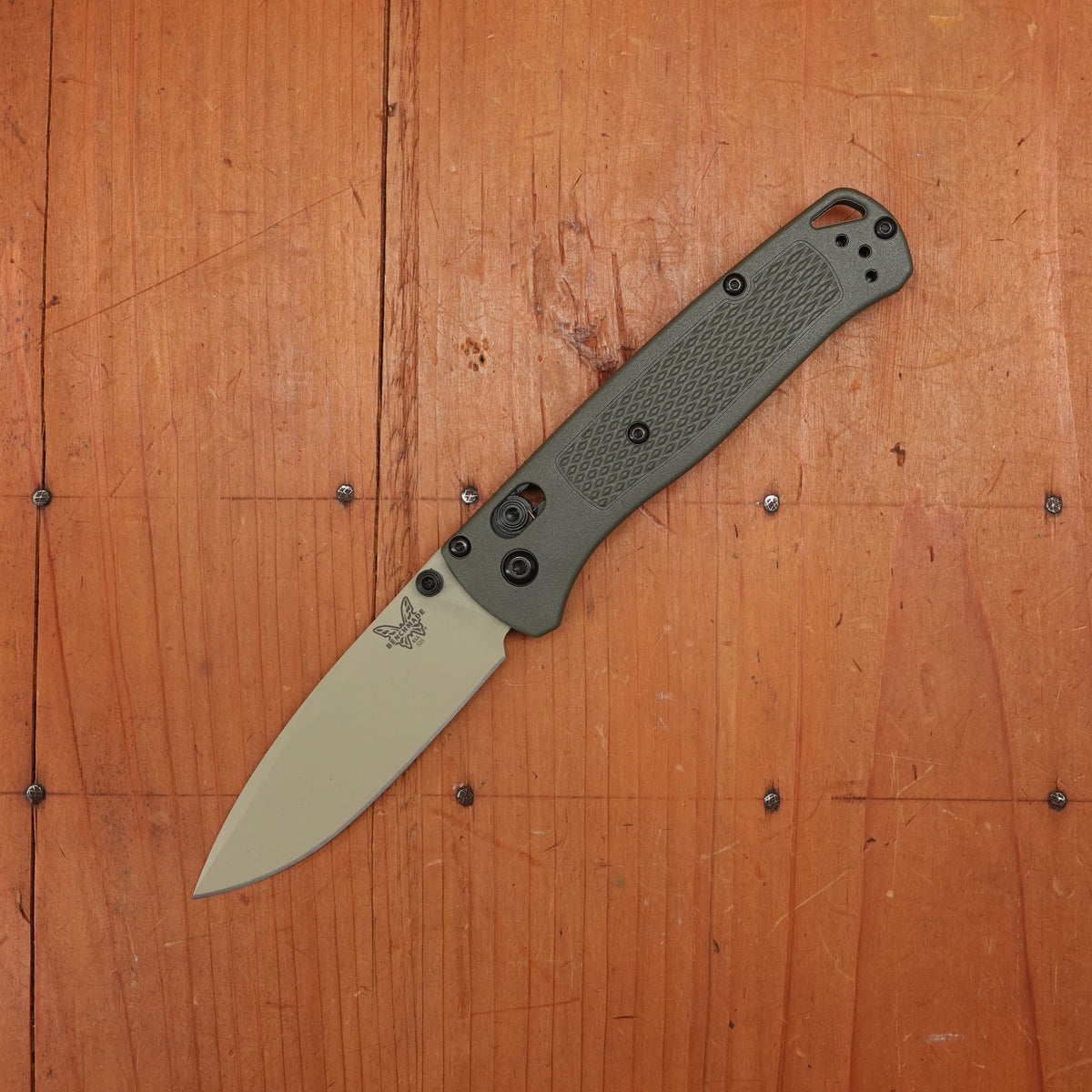 Benchmade 535TN-11 Bugout Drop Point CPM-S30V AXIS Lock Dark Olive Grivory Handle