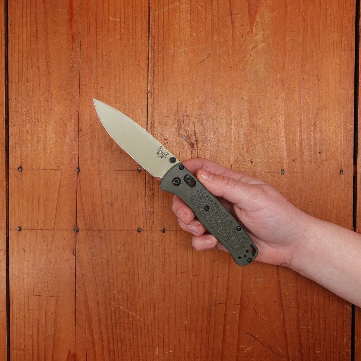 Benchmade 535TN-11 Bugout Drop Point CPM-S30V AXIS Lock Dark Olive Grivory Handle