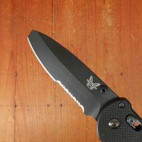 Benchmade 916SBK Triage Opposing Bevel N680 Stainless Steel AXIS Lock G10 Handle