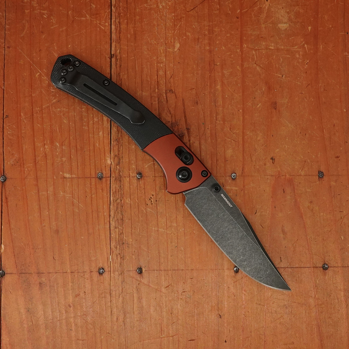 Benchmade 15085BK-04 Mini Crooked River Clip Point MagnaCut Burnt Copper Black Micarta