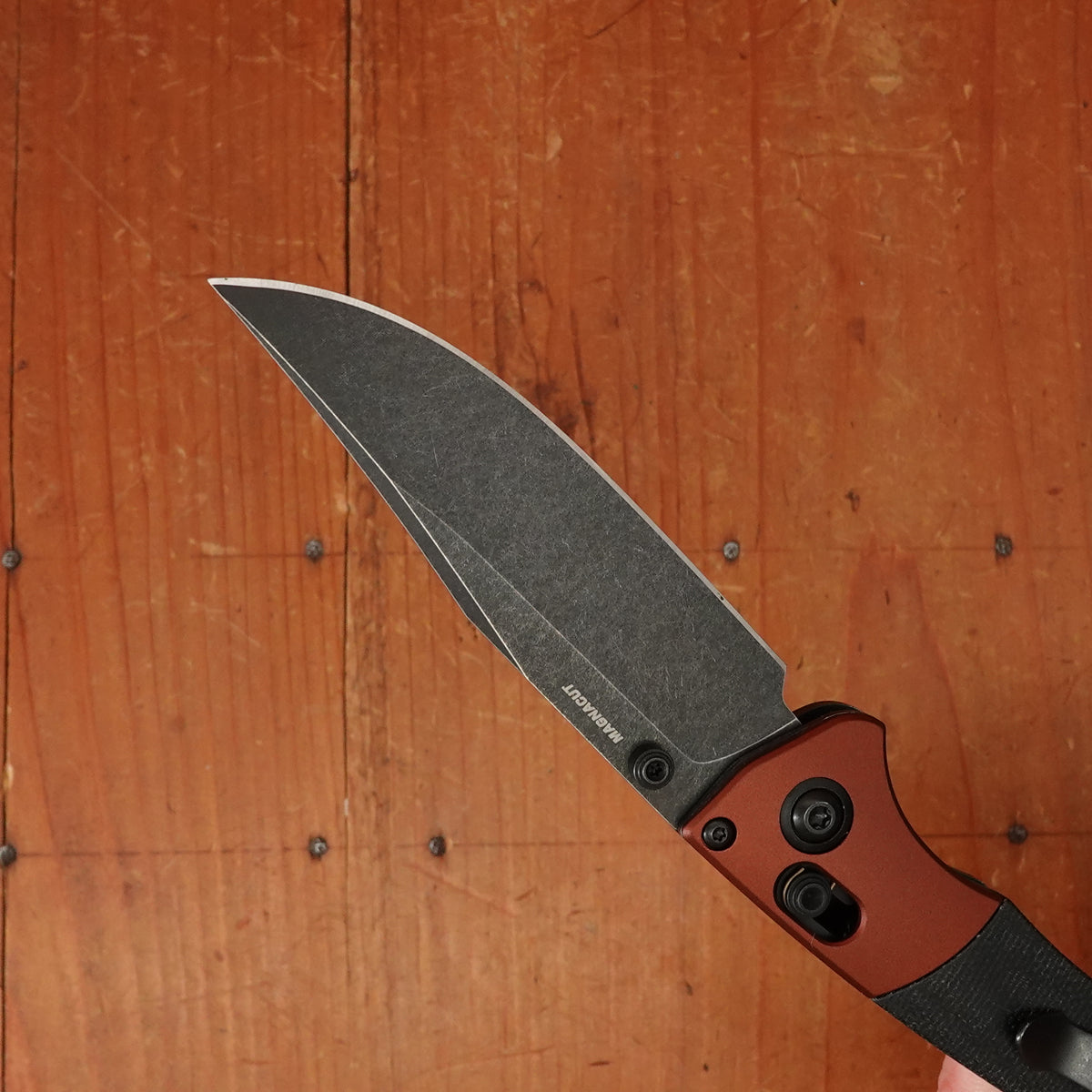 Benchmade 15085BK-04 Mini Crooked River Clip Point MagnaCut Burnt Copper Black Micarta