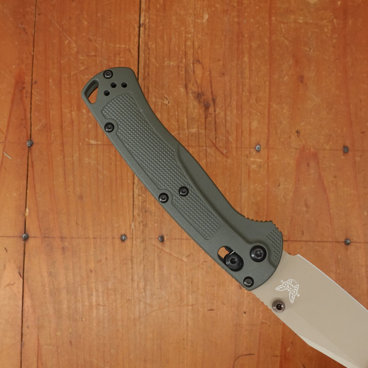 Benchmade 15536TN-02 Taggedout Clip Point ELMAX™ AXIS Lock Deep Olive Grivory Handle