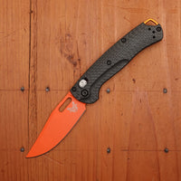 Benchmade 15533OR-01 Mini Taggedout Clip Point MagnaCut AXIS Lock Carbon Fiber Handle