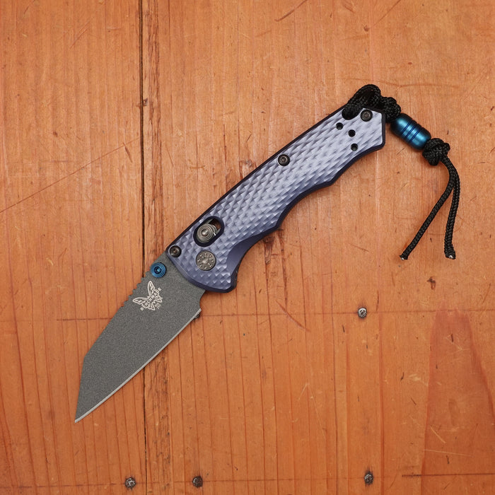 Benchmade 290BK Full Immunity Wharncliffe CPM-M4 AXIS Lock Crater Blue Handle