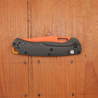 Benchmade 15535OR-01 Taggedout Clip Point CPM-154 AXIS Lock Carbon Fiber Handle