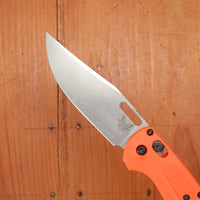 Benchmade 15535 Taggedout Clip Point CPM-154 AXIS Lock Orange Grivory Handle