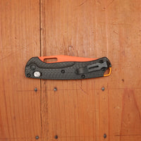 Benchmade 15533OR-01 Mini Taggedout Clip Point MagnaCut AXIS Lock Carbon Fiber Handle