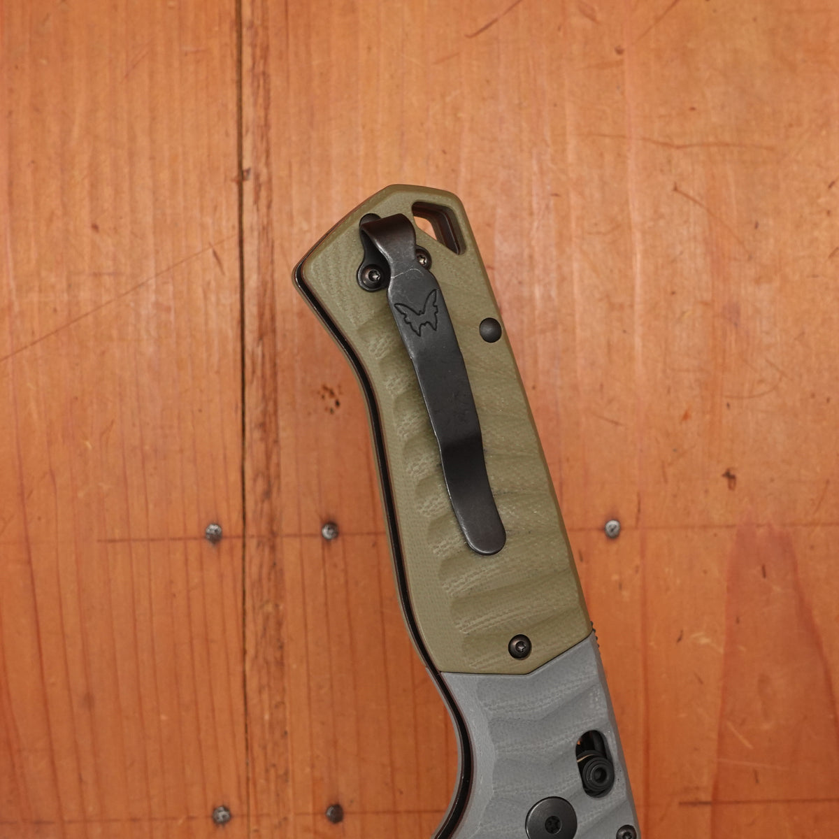 Benchmade 593BK PSK Drop Point MagnaCut AXIS Assist Gray & OD Green Handle