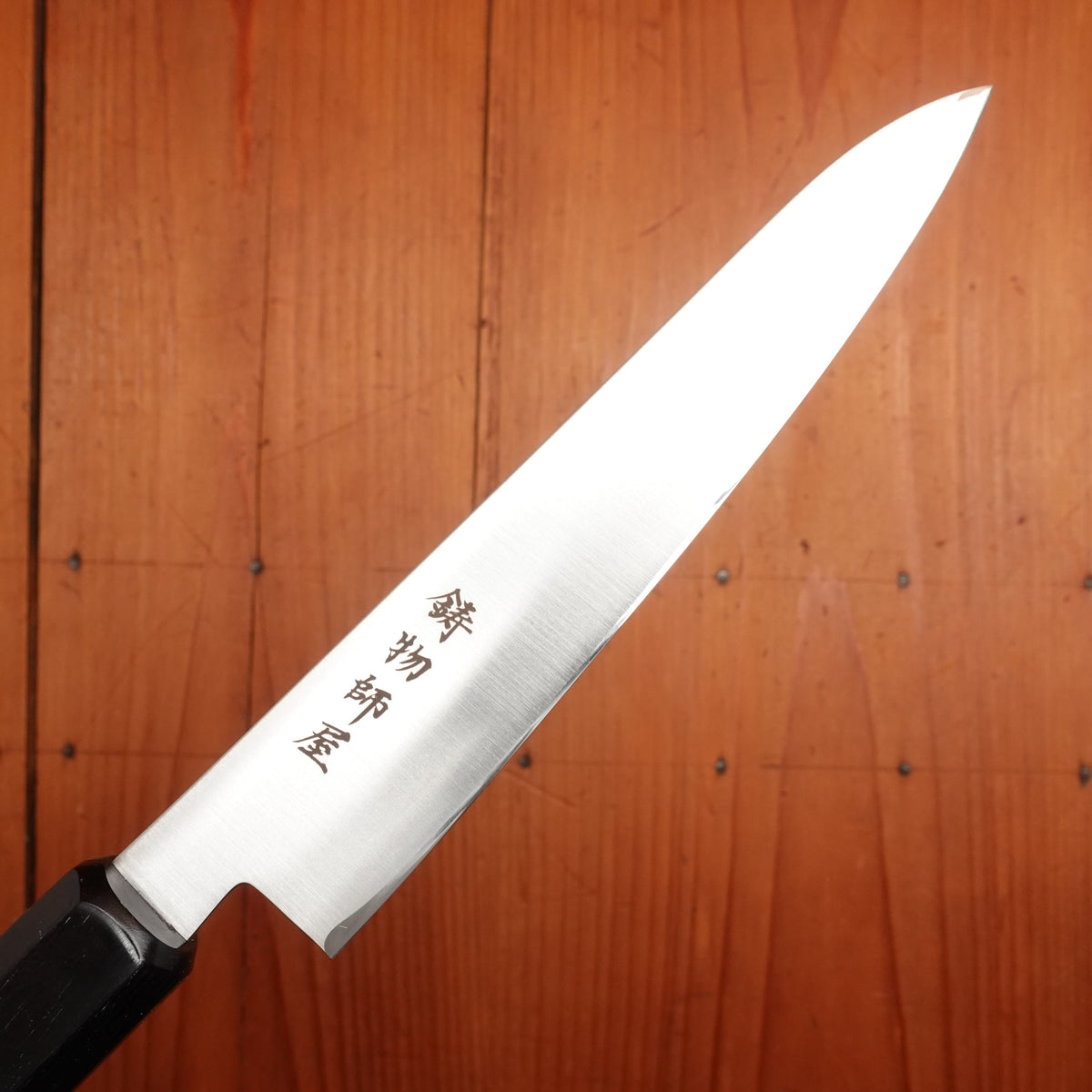 Hitohira Imojiya TH 150mm Petty Stainless Pakka Handle