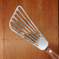 Dexter Russell Traditional Right Handed 6.25" Slotted Fish Spatula Stainless Rosewood Handle S246