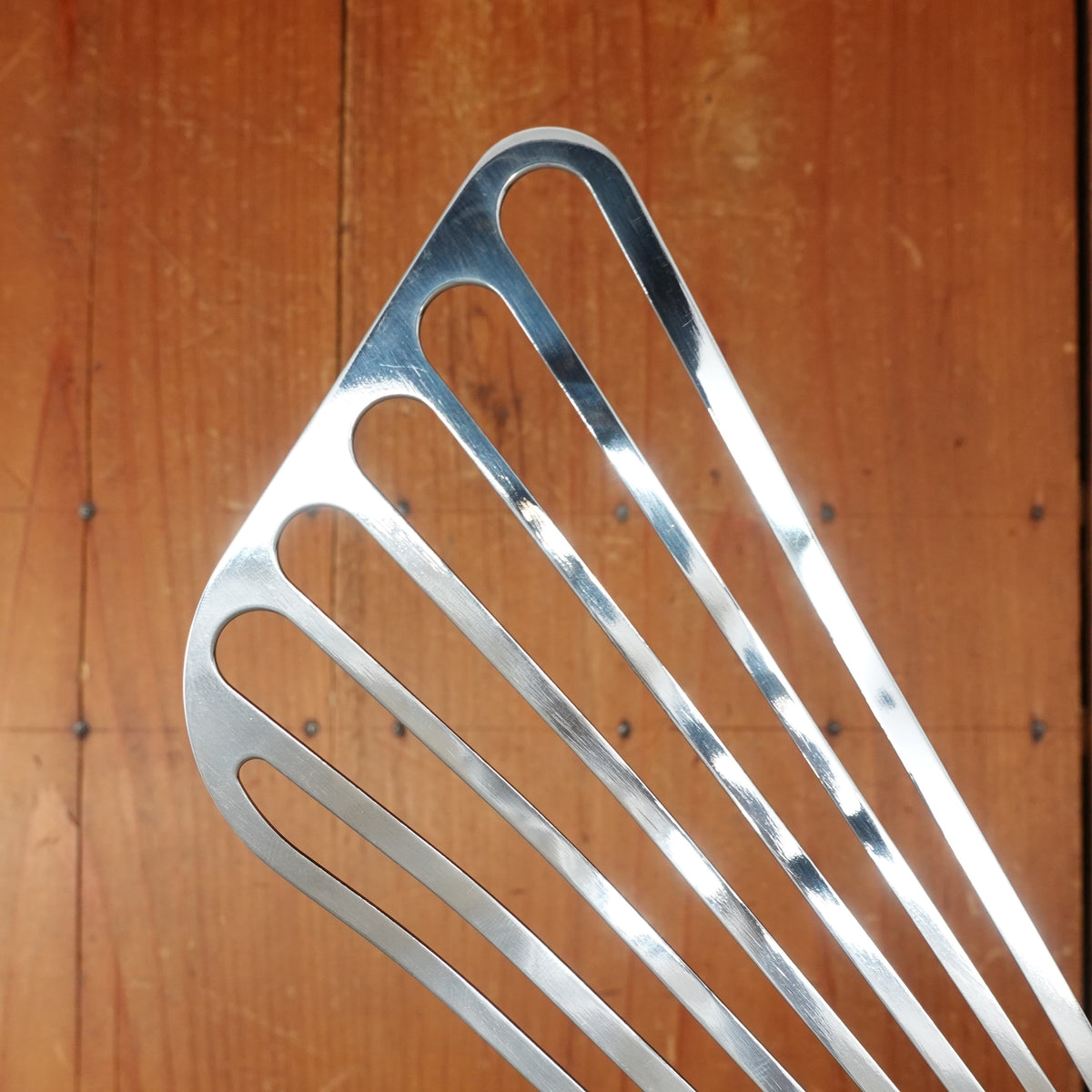 Dexter Russell Traditional Right Handed 6.25" Slotted Fish Spatula Stainless Rosewood Handle S246
