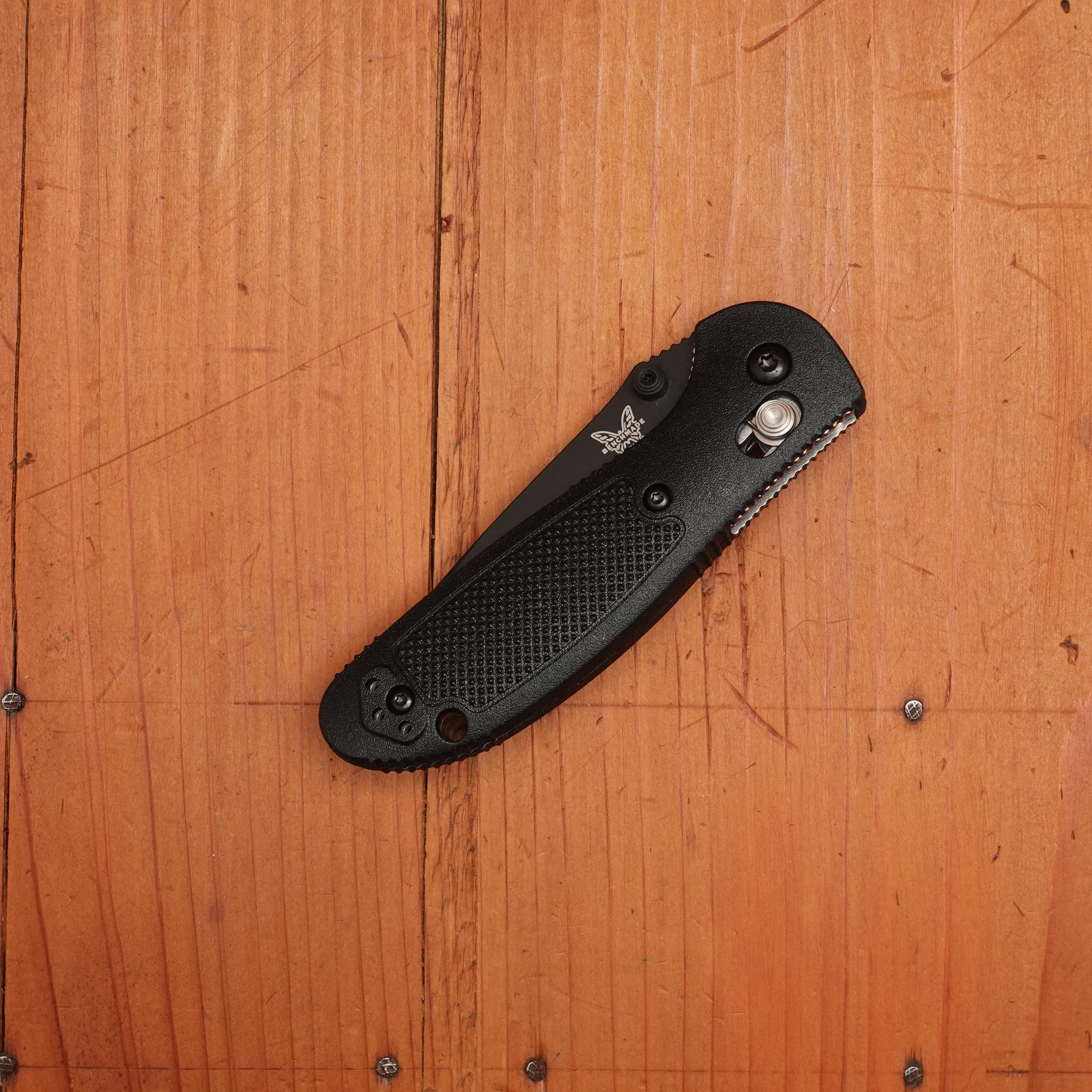 Benchmade 556SBK-S30V Mini Griptilian Serrated Drop Point CPM-S30V