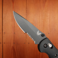 Benchmade 556SBK-S30V Mini Griptilian Serrated Drop Point CPM-S30V AXIS Lock Black Grivory Handle