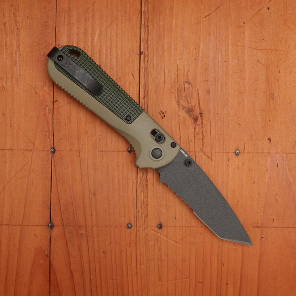 Benchmade 431SBK-1 Redoubt Serrated Reverse Tanto CPM-D2 AXIS Lock Ranger Green/Forest Grivory Handle