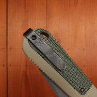 Benchmade 431BK-1 Redoubt Reverse Tanto CPM-D2 AXIS Lock Green Grivory and Grip Handle