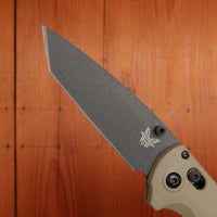 Benchmade 431BK-1 Redoubt Reverse Tanto CPM-D2 AXIS Lock Green Grivory and Grip Handle