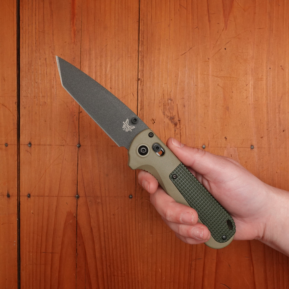 Benchmade 431BK-1 Redoubt Reverse Tanto CPM-D2 AXIS Lock Green Grivory and Grip Handle