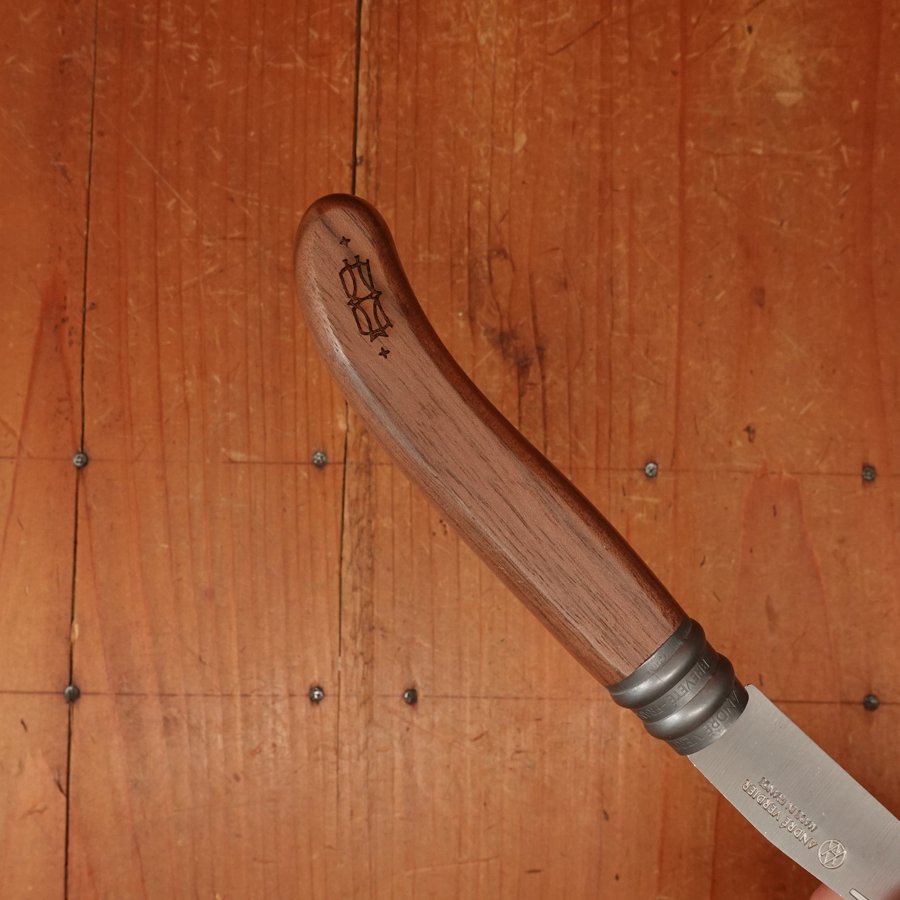 André Verdier L'Alpage 8.5 cm Stainless Steel Folding Knife Walnut