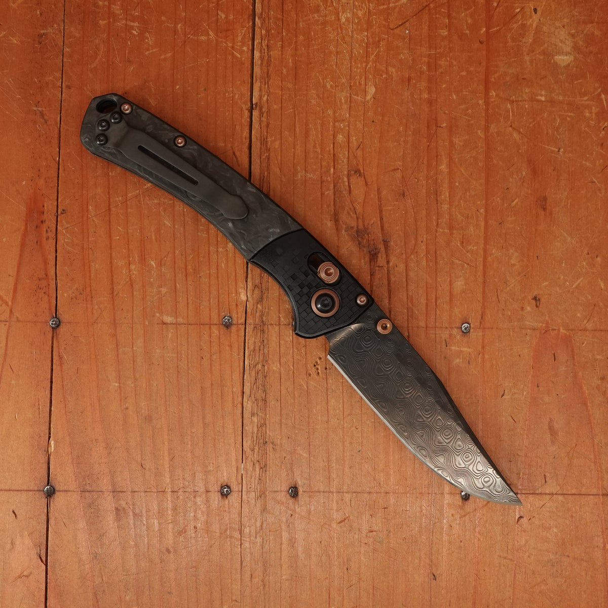 Benchmade 15085BK-2601 Limited Edition Mini Crooked River Clip Point Damasteel Blade Carbon Fiber Handle