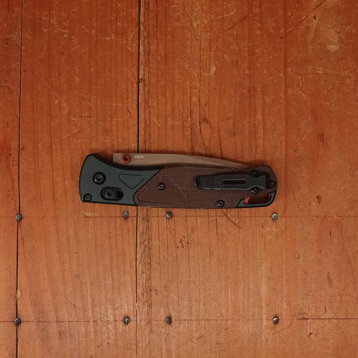 Benchmade 535FE-2602 Bugout Drop Point CPM-S90V AXIS Lock Brown Canvas Micarta and Taiga Green Anodized Aluminum Handle