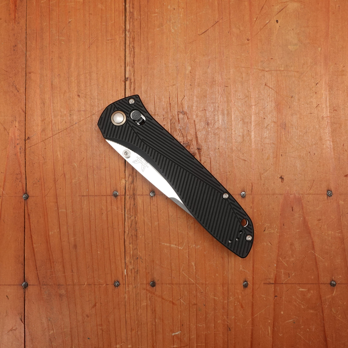 Benchmade 710-25 Seven | Ten Recurve Drop Point CPM-S90V AXIS Lock 6061-T6 Black Aluminum