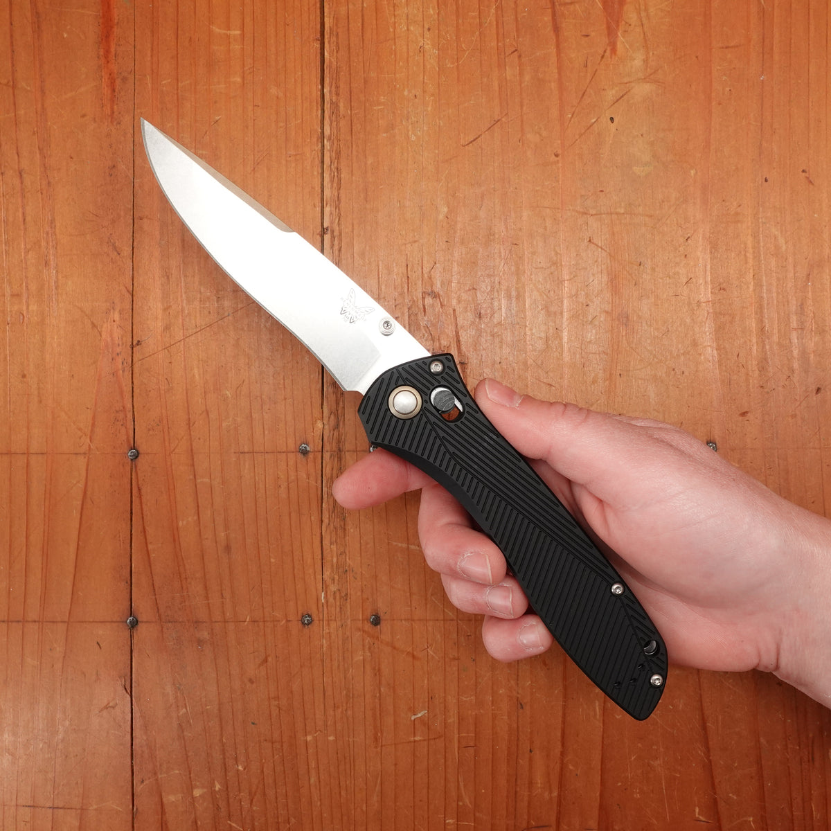 Benchmade 710-25 Seven | Ten Recurve Drop Point CPM-S90V AXIS Lock 6061-T6 Black Aluminum