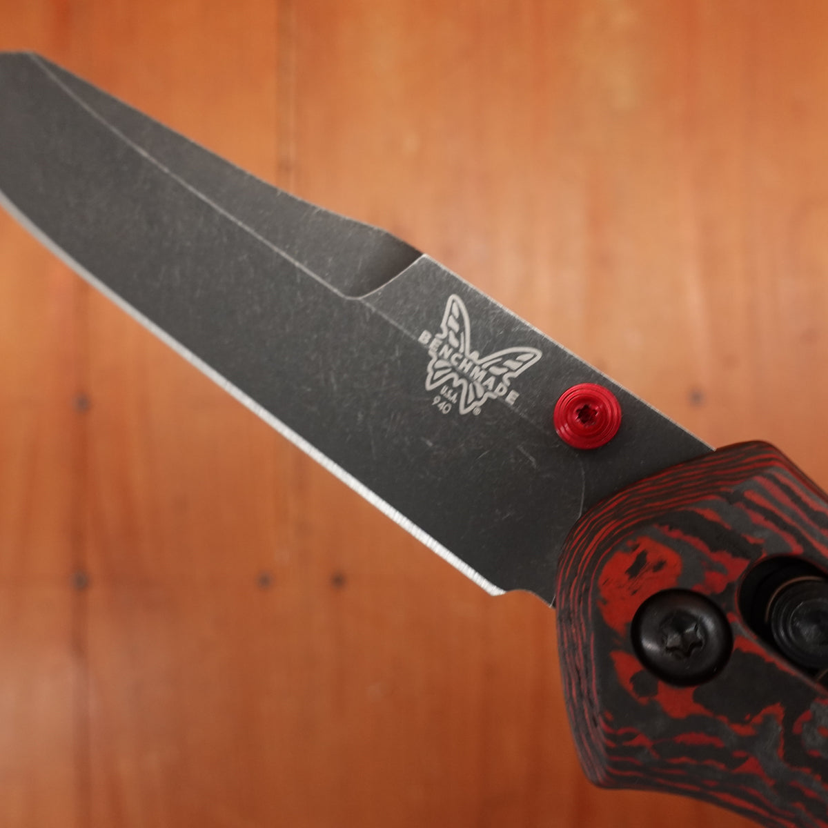 Benchmade Limited Edition 940BK-2502 Osborne Reverse Tanto CPM-Magna-Cut AXIS Lock Lava Flow Fatcarbon® Handle