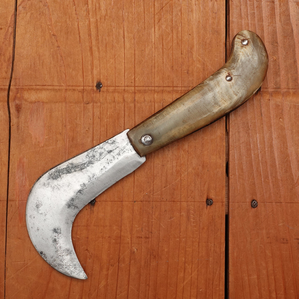 New Old Stock 3 3/8" Serpette Pruning Jack Carbon Steel & Horn Maniago Italy 1950s-70s