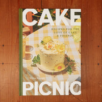 Cake Picnic: Recipes for the Love of Cake & Friends - Elisa Sunga