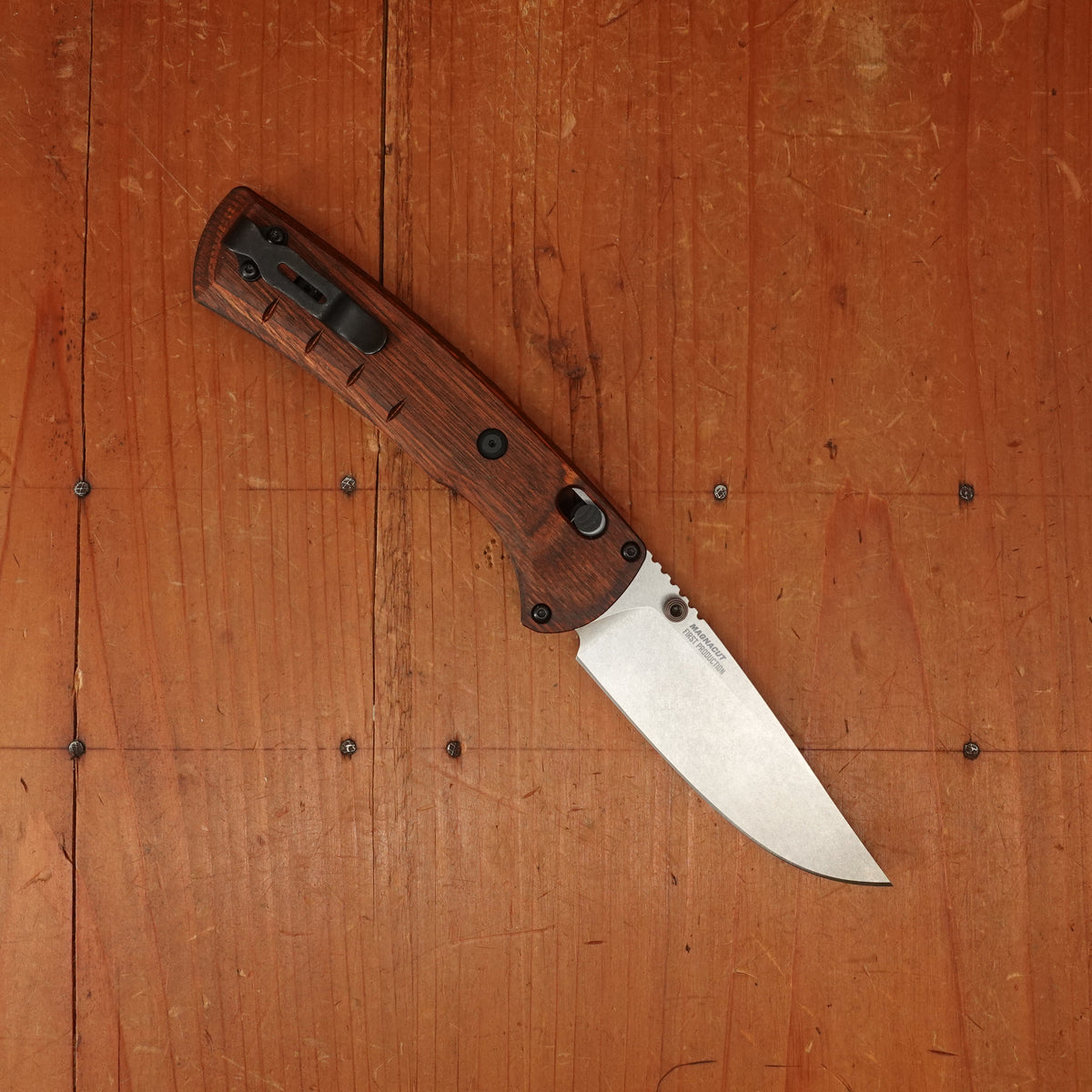 Benchmade 15090 SlipRidge™ Modified Drop Point MagnaCut® AXIS Lock Stabilized Wood Handle