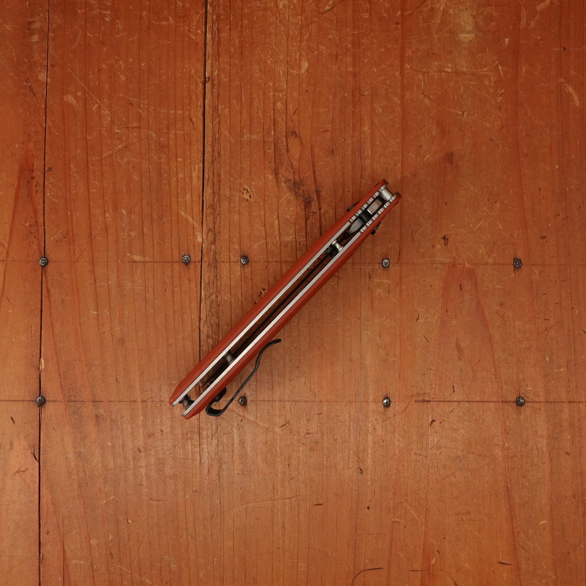 Benchmade 15090-01 SlipRidge™ Modified Drop Point MagnaCut® AXIS Lock Rust Orange G10 Handle